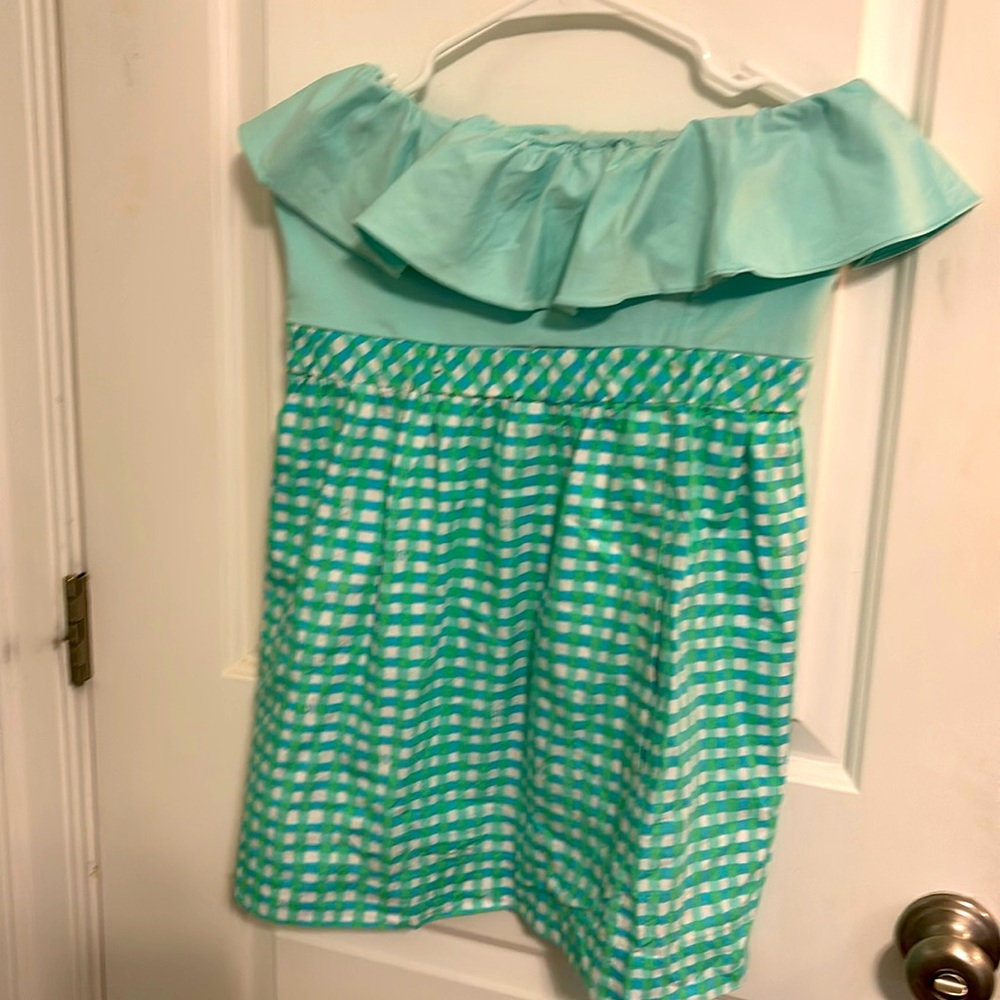 Lilly Pulitzer strapless dress has pockets!